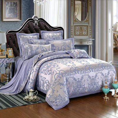 3 4Pcs Stile europeo ricamo Set di biancheria da letto satinato
