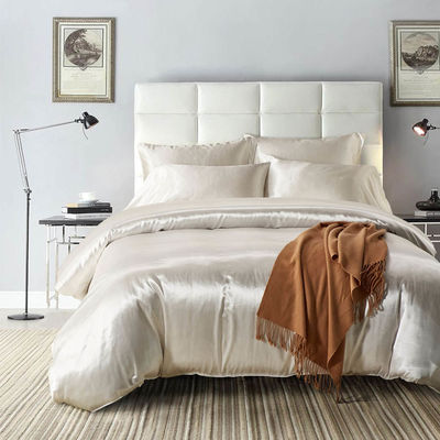 Set di biancheria da letto in seta su misura con 3 coperte da letto King Size e 133 * 72 densità di tessuto