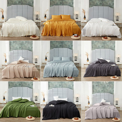 Set di biancheria da letto in 4 pezzi non usa e getta di bambù a base di liocellula con stampa a colori solidi