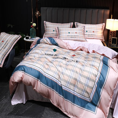 2023 Set di copriletto biancheria da letto di seta lavata con disegni personalizzati e materiali sostenibili