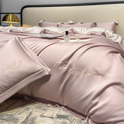 Colore solido luce lusso ricamo di seta lavata 4 pcs set di biancheria da letto con lenzuola montata
