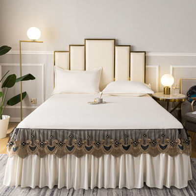 Migliora il tuo gioco di biancheria da letto con questo set di biancheria da letto grande come una regina di 3 kg di tessuto 100% poliestere