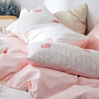 100% di cotone copertura di copertura Kawaii copertura di copertura di fragole per culla nel letto