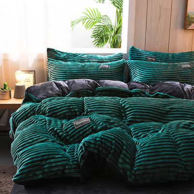 Set di biancheria da letto da copertura in velluto di velluto a taglia regina/re con lenzuola invernale e disegno stampato