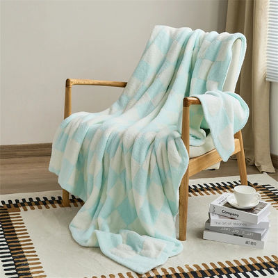 Coperta ricamata funzionale 100% poliestere per divano da letto in autunno inverno QPG