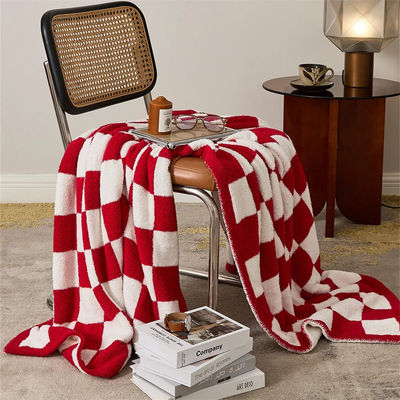 Coperta ricamata funzionale 100% poliestere per divano da letto in autunno inverno QPG