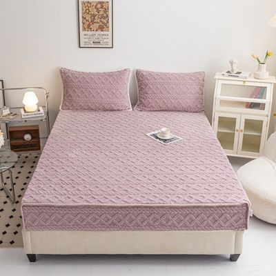 Copertura per letto in velluto di corallo caldo in inverno a singolo pezzo con tappeto antiscivolo ideale per la casa