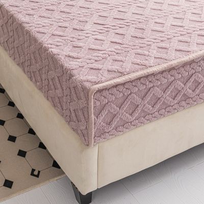 Copertura per letto in velluto di corallo caldo in inverno a singolo pezzo con tappeto antiscivolo ideale per la casa