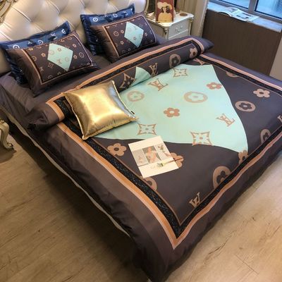 Set di biancheria da letto bianca King Size 4 in 1 Satin Soft Like Silk Polyester tessuto densità