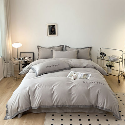 4 Pcs Cartoon Queen Stampato Tessuto di cotone Sentimento Letto Lenzuola copertura di copriletto Set Spedizione gratuita