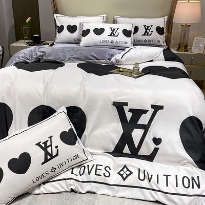2023 Modern Polyester Heart Sheet Set per biancheria da letto di lusso Quilts Copertura di copertura