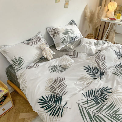 Moda semplice Dimensioni personalizzate Set di biancheria da letto floreale 2-2,5 kg Peso Pianta Disegno floreale