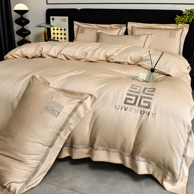 Semplice stile personalizzato Luxury ricamato designer set di biancheria da letto con dimensioni personalizzate