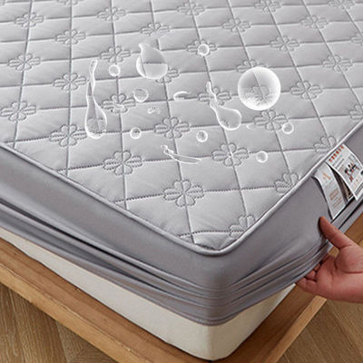 Vivi il massimo comfort con la copertura impermeabile di cotone da 300 tc Queen Size