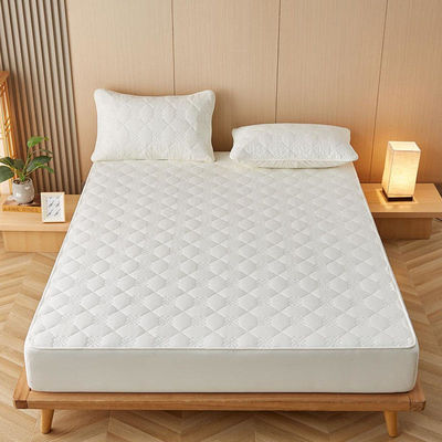 Vivi il massimo comfort con la copertura impermeabile di cotone da 300 tc Queen Size
