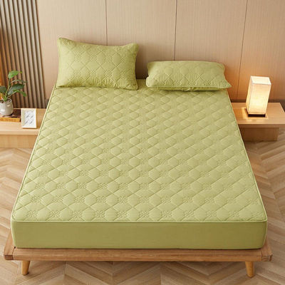 Vivi il massimo comfort con la copertura impermeabile di cotone da 300 tc Queen Size