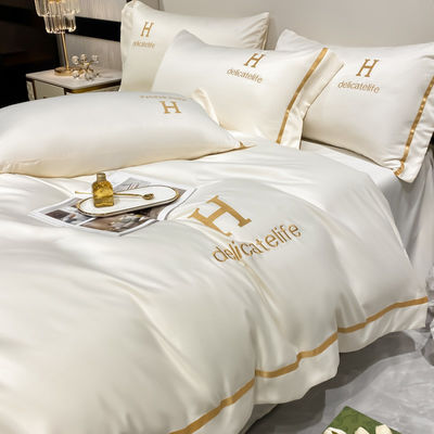 Set personalizzati di fogli di ricamo in seta lavata per biancheria da letto in seta di lusso ADS04