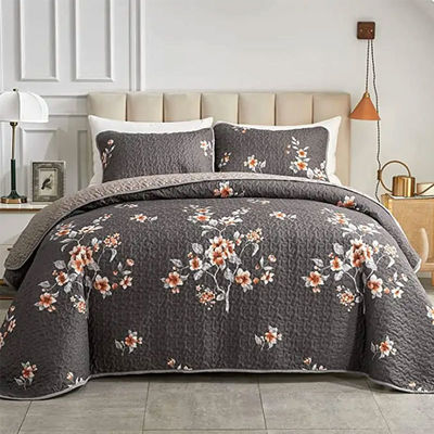 Vivi il massimo comfort con questo set di tre comodini di lusso personalizzabile