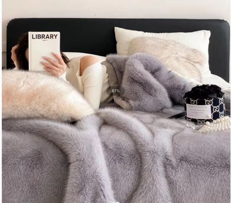 Stagione invernale Cappuccino con copertura di grandi dimensioni con flannella spessa e tasca gigante