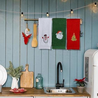 Set regalo di asciugamani per Natale 2023 Asciugamani di cotone ipoallergenici in scatola regalo con ricamo