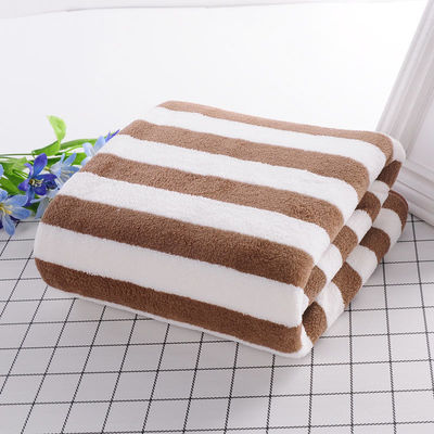 Set di asciugamani per mani e viso a strisce larghe di velluto corallino 35*75cm 70*140cm Set di asciugamani assorbiti in microfibra