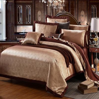 Set di biancheria da letto in cotone in stile europeo 3 4 6 7 pezzi di lenzuolo satinato cuscino custodia copertura di copriletto
