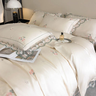 Set di biancheria da letto in seta bianca di tutte le stagioni in taglia Queen King con ricamo a mano