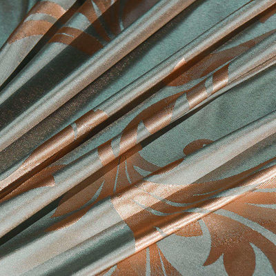 Stile europeo Luxury Satin Silk Hotel Squisito Jacquard Set Lettiere Solid Advantage