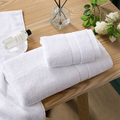 Hotel 5 stelle 100% cotone Spa faccia mani Set di asciugamani da bagno con logo personalizzato e colore solido