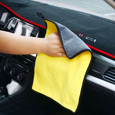 Asciugamano in microfibra non sbiadente per la pulizia e la pulizia delle auto