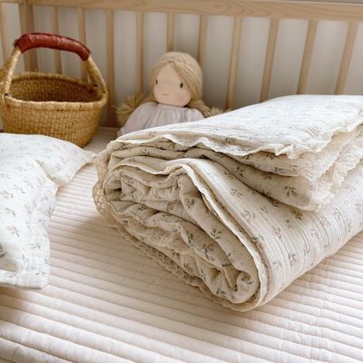 Coperta trapuntata per culla in mussola floreale super morbida e traspirante e trapunta in cotone leggero