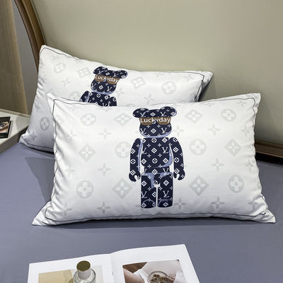 Set di lenzuola da letto dell'orso bianco per l'albergo Baby Home realizzato in tessuto 100% poliestere