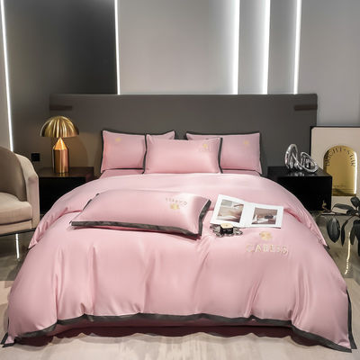 Set di biancheria da letto per matrimoni di lusso Set di coperte Set di coperture Lettiere Cussine